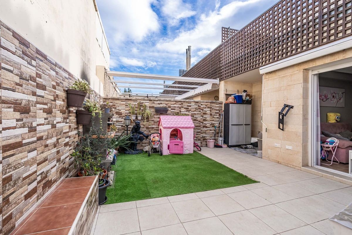 4 sypialnia Dom blizniak na sprzedaż w Mijas Costa z basenem garażem - 420 000 € (Ref: 8882311)