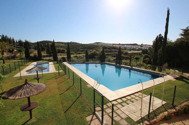 4 sypialnia Dom blizniak na sprzedaż w Mijas Costa, Mijas z basenem garażem - 420 000 € (Ref: 8882311)