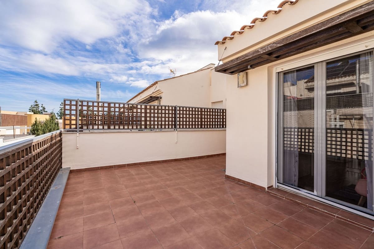 4 sypialnia Dom blizniak na sprzedaż w Mijas Costa z basenem garażem - 420 000 € (Ref: 8882311)