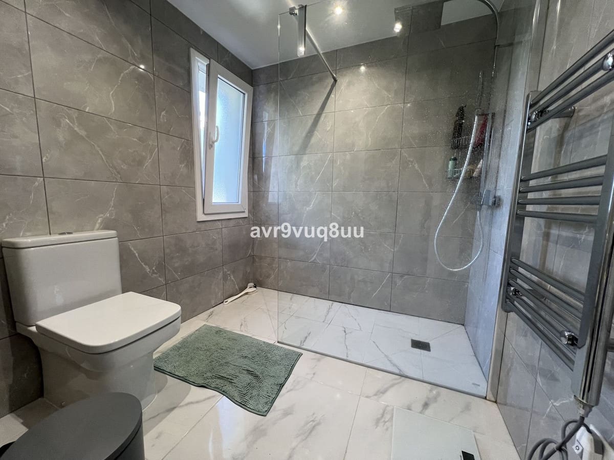 3 bedroom Semi-detached Villa for sale in Miraflores with pool garage - € 599,950 (Ref: 8904013)