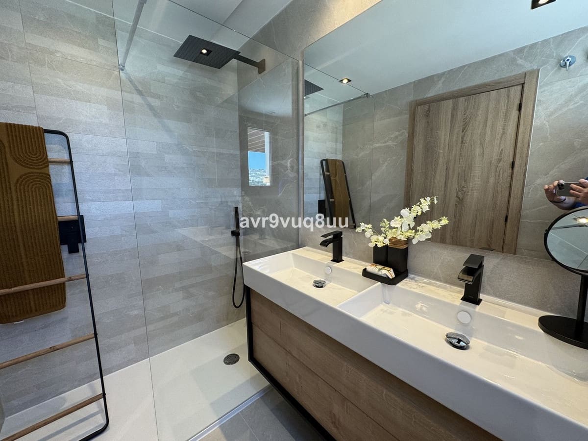 3 slaapkamer Huis te koop in La Cala Golf met zwembad garage - € 650.000 (Ref: 8904926)