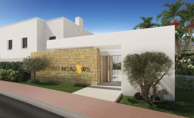 3 makuuhuone Omakotitalo myytävänä paikassa La Cala Golf, Mijas mukana uima-altaan 
autotalli - 650 000 € (Ref: 8904926)