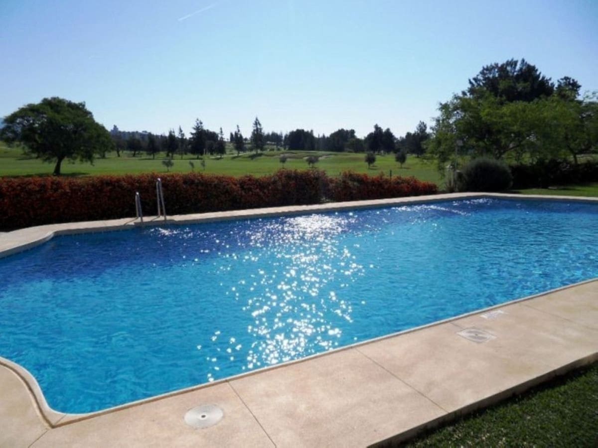 Apartamento de 2 habitaciones en Mijas Golf en venta con piscina garaje - 295.000 € (Ref: 8936198)