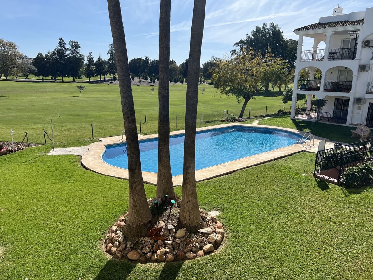 2 sypialnia Apartament na sprzedaż w Mijas Golf z basenem garażem - 285 000 € (Ref: 8936198)