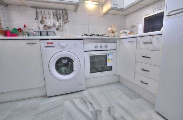 2 sypialnia Apartament na sprzedaż w Mijas Golf, Mijas z basenem garażem - 285 000 € (Ref: 8936198)