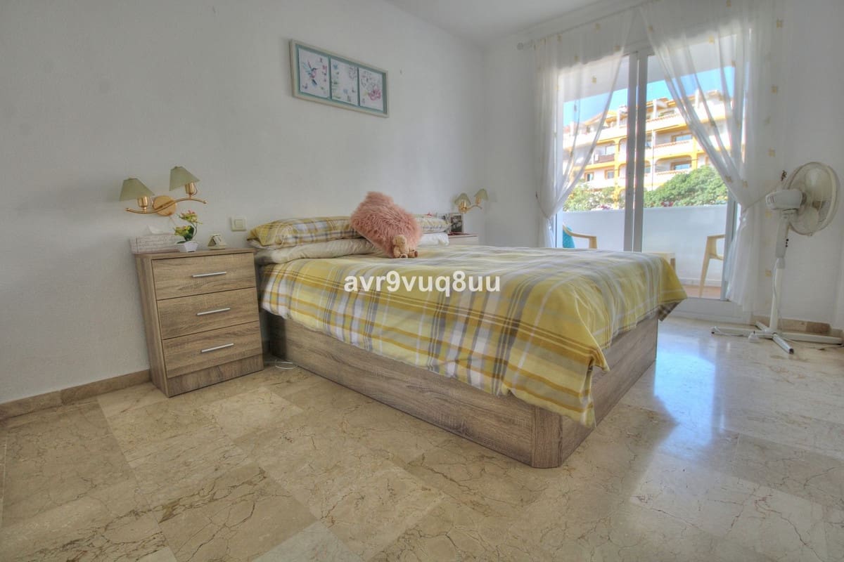 2 bedroom Apartment for sale in Mijas Golf with pool garage - € 285,000 (Ref: 8936198)