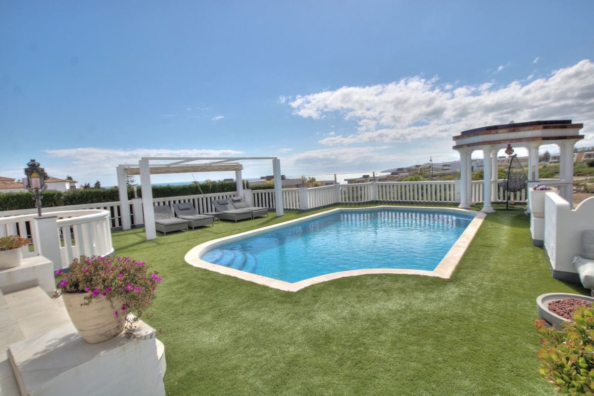 5 soveværelse Villa til salg i Mijas med swimmingpool garage - € 1.449.000 (Ref: 8936466)