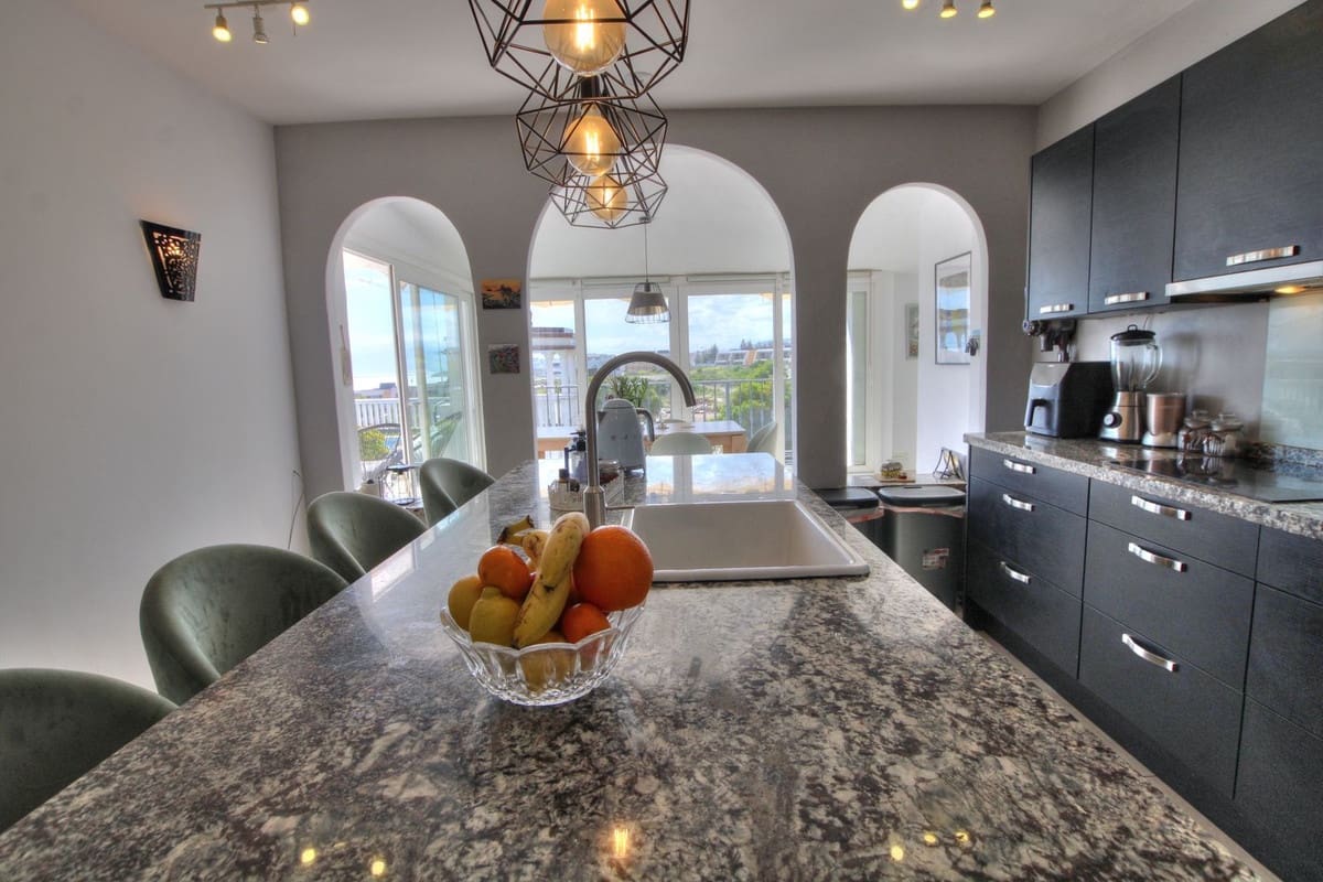 5 soveværelse Villa til salg i Mijas med swimmingpool garage - € 1.449.000 (Ref: 8936466)