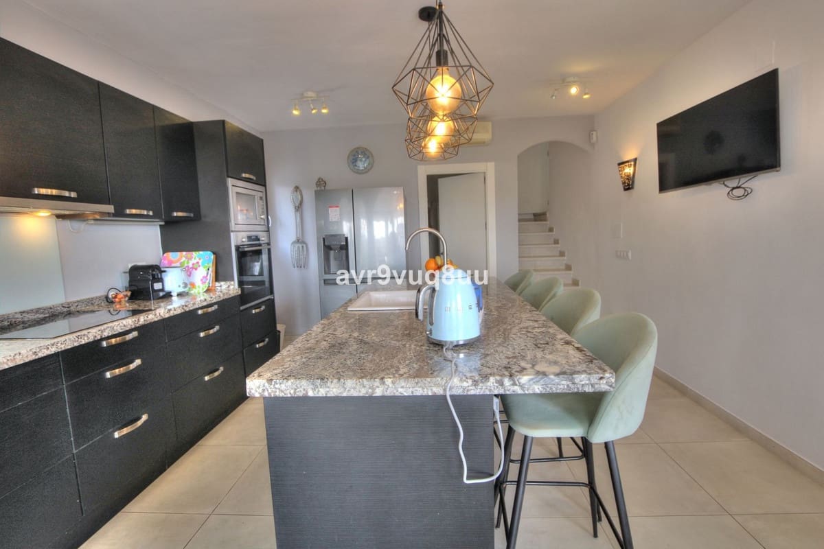 5 Zimmer Villa zu verkaufen in Mijas mit Pool Garage - 1.449.000 € (Ref: 8936466)