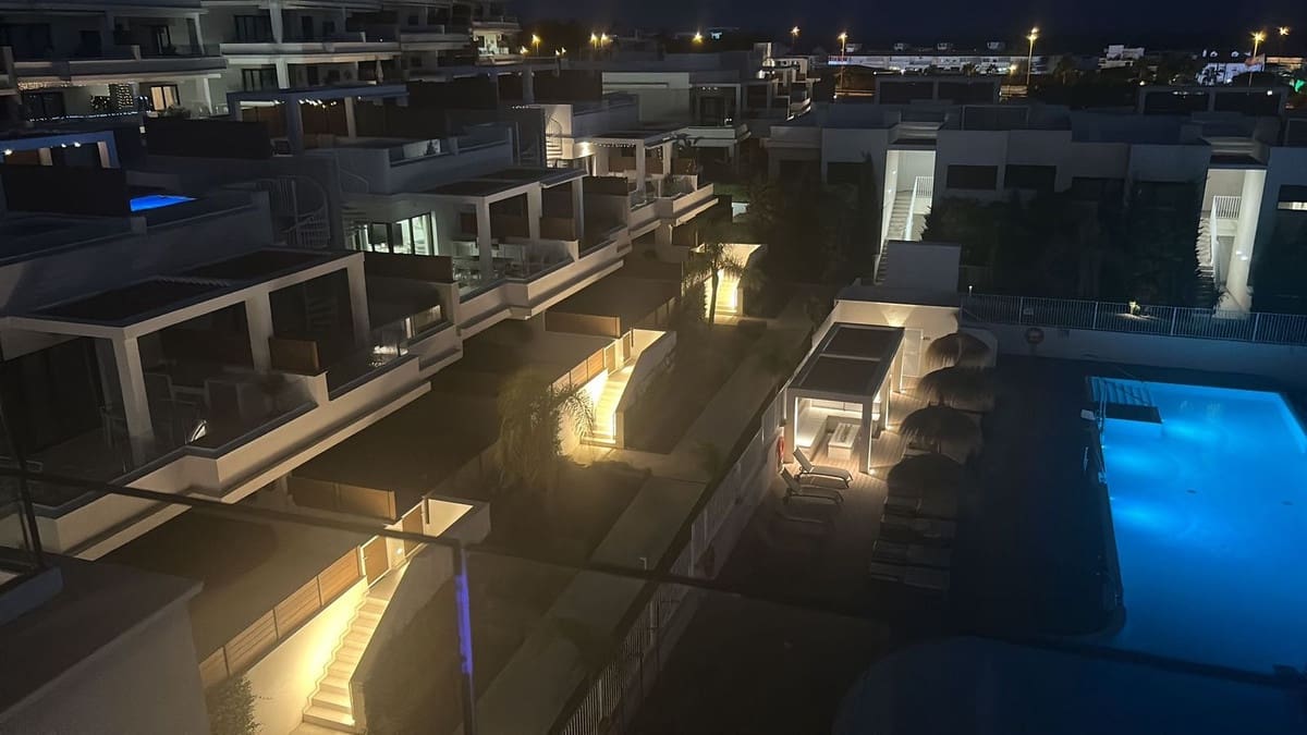 3 bedroom Penthouse for sale in La Cala de Mijas with pool garage - € 795,000 (Ref: 8949543)