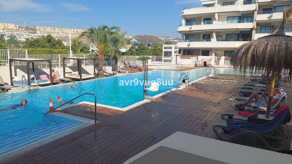 3 soverom Penthouse til salgs i La Cala de Mijas med svømmebasseng garasje - € 795 000 (Ref: 8949543)