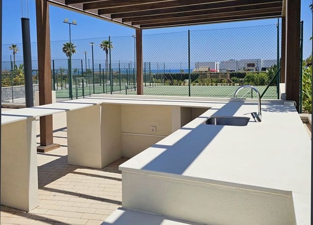 2 chambre Appartement à vendre à Estepona avec piscine - 1 500 000 € (Ref: 8990223)