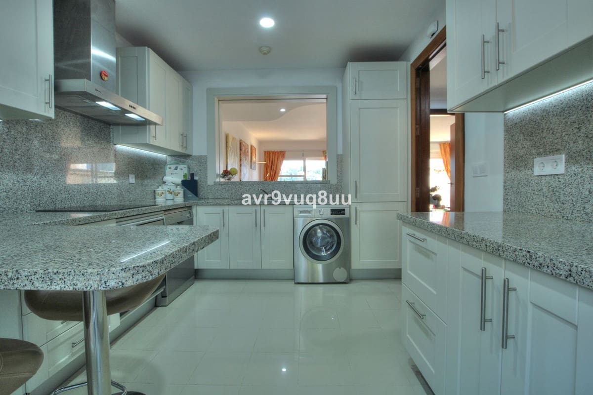 3 bedroom Townhouse for sale in La Cala Golf with pool garage - € 630,000 (Ref: 9021184)