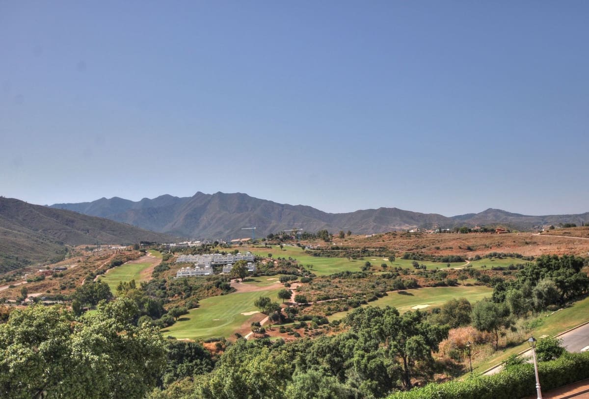 3 soverom Hus til salgs i La Cala Golf med svømmebasseng garasje - € 630 000 (Ref: 9021184)