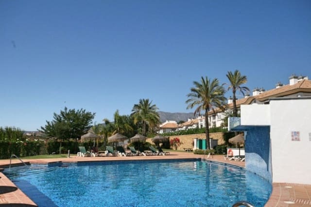 3 soveværelse Byhus til salg i La Cala Golf, Mijas med swimmingpool garage - € 630.000 (Ref: 9021184)