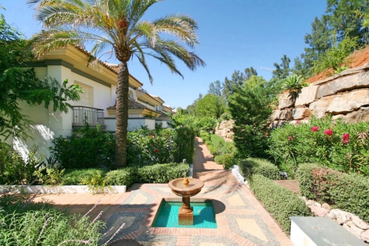 3 soverom Hus til salgs i La Cala Golf med svømmebasseng garasje - € 630 000 (Ref: 9021184)