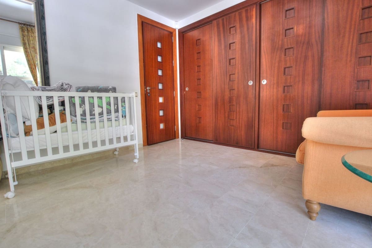 Casa de 3 habitaciones en La Cala Golf en venta con piscina garaje - 630.000 € (Ref: 9021184)