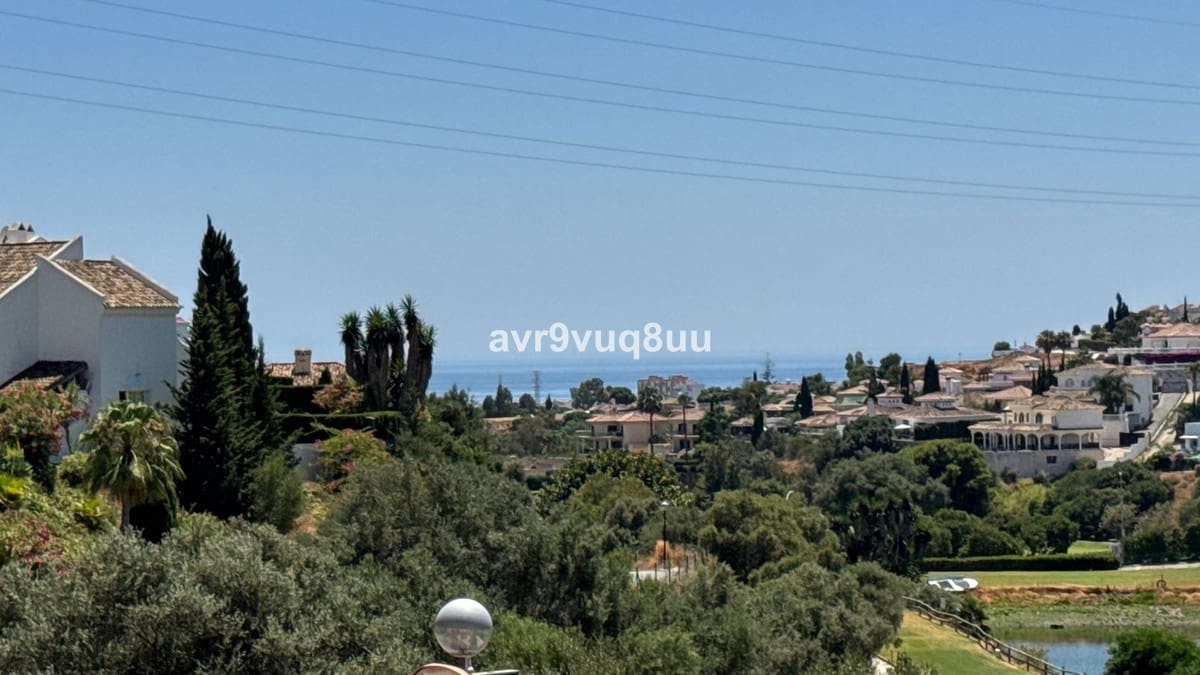 2 bedroom Apartment for sale in Miraflores with pool garage - € 295,000 (Ref: 9088304)