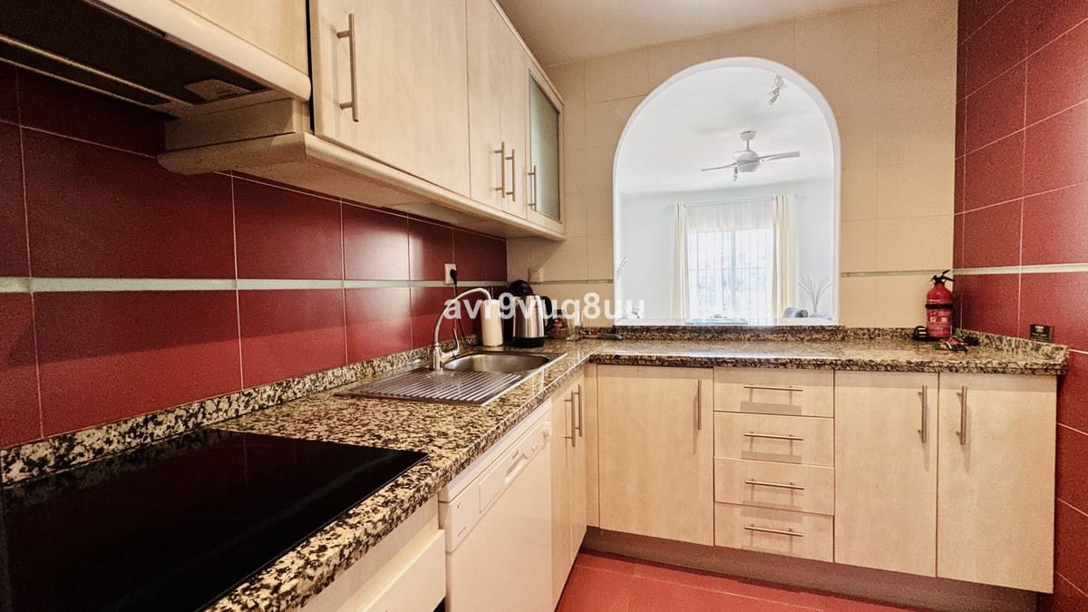 2 bedroom Apartment for sale in Miraflores with pool garage - € 295,000 (Ref: 9088304)