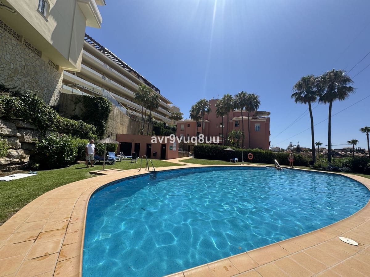 2 bedroom Apartment for sale in Miraflores with pool garage - € 295,000 (Ref: 9088304)