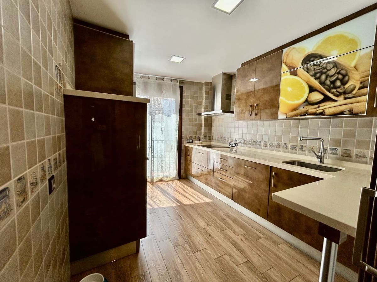 3 slaapkamer Penthouse te koop in Istan - € 199.950 (Ref: 9113388)