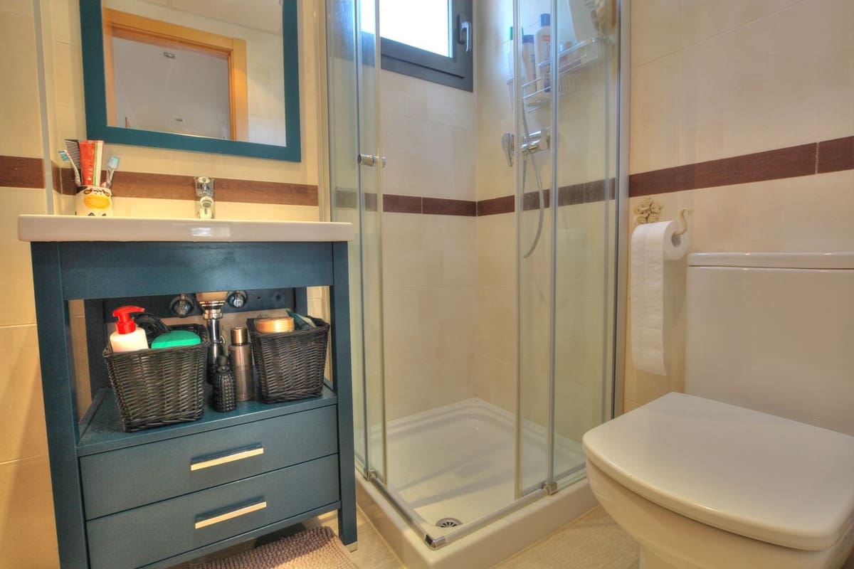 2 bedroom Apartment for sale in La Cala de Mijas with pool garage - € 340,000 (Ref: 9133463)