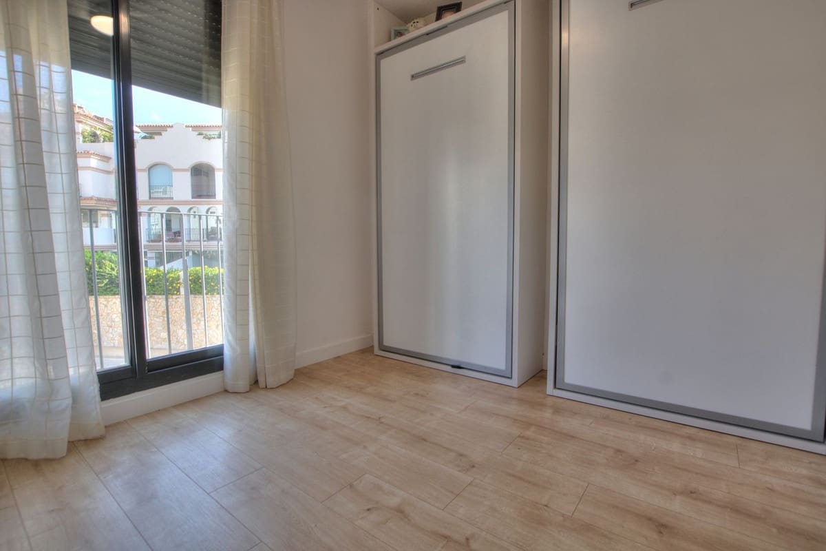 2 sovrum Lägenhet till salu i La Cala de Mijas med pool garage - 340 000 € (Ref: 9133463)