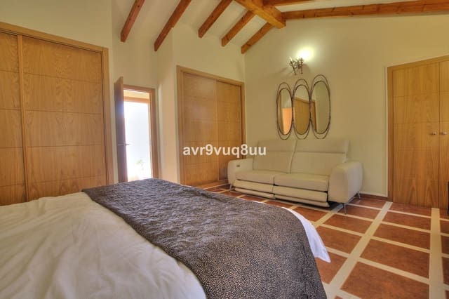 3 bedroom Finca/Country House for sale in Mijas Costa, Mijas - € 550,000 (Ref: 9180210)
