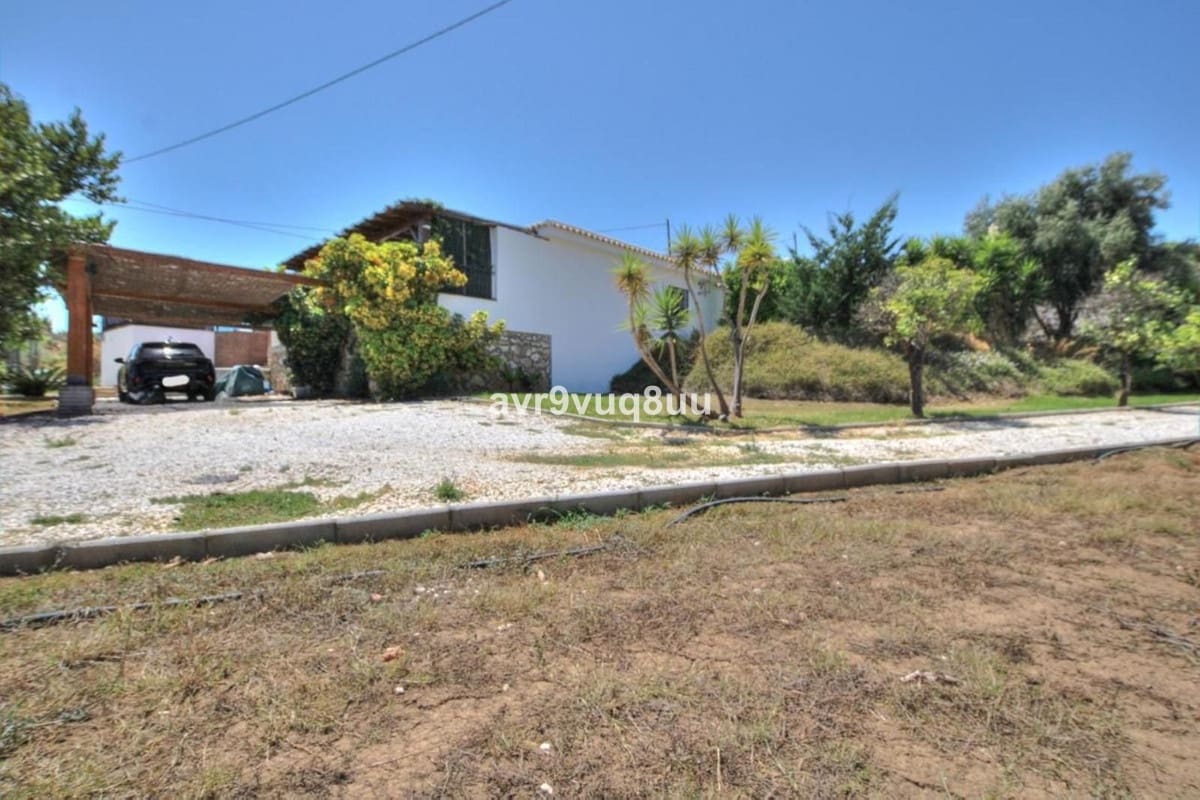 3 bedroom Finca/Country House for sale in Mijas Costa - € 525,000 (Ref: 9180210)