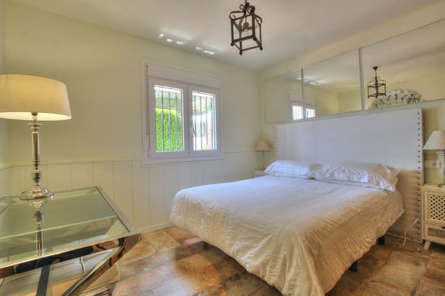 Finca/Casa Rural de 3 habitaciones en Mijas Costa, Mijas en venta - 525.000 € (Ref: 9180210)