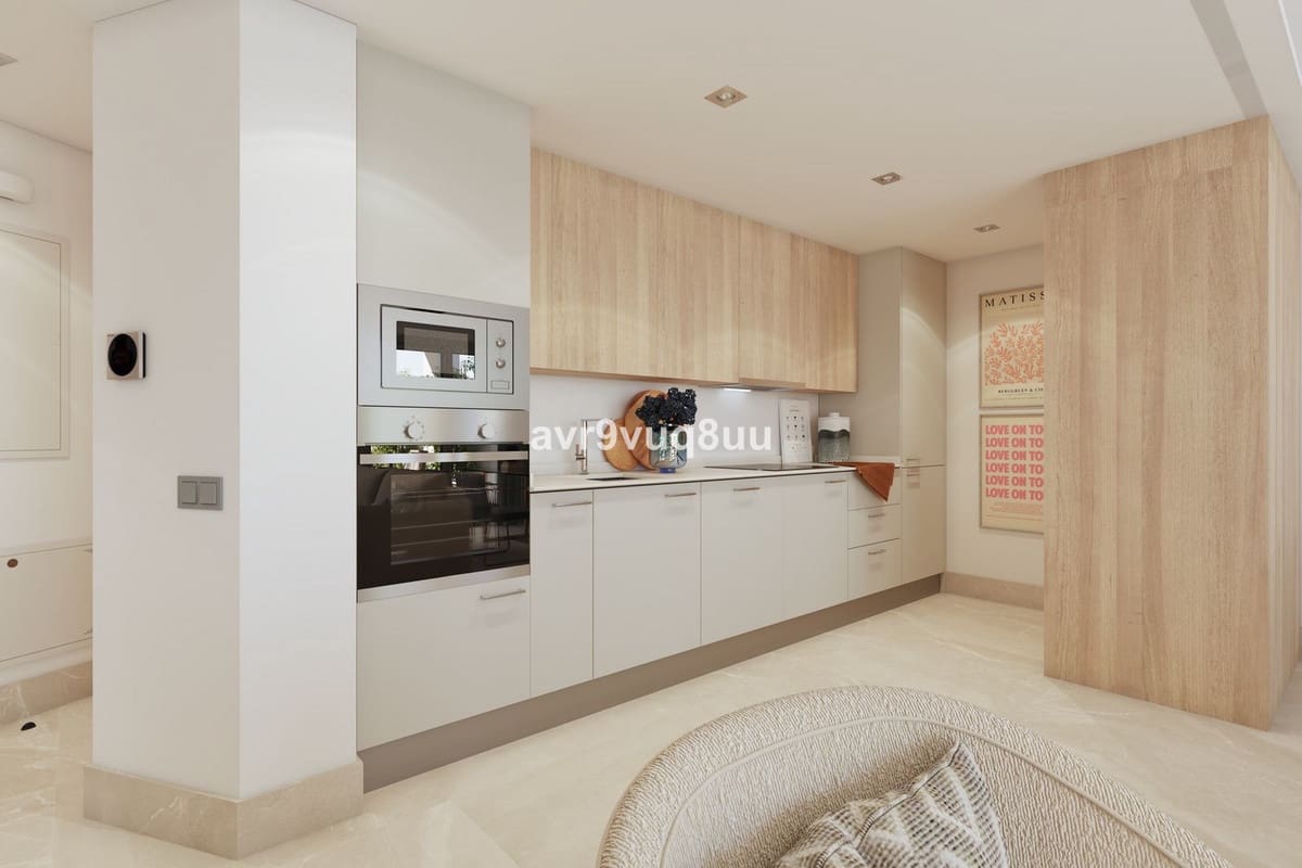 2 bedroom Apartment for sale in Mijas Costa with pool - € 393,000 (Ref: 9181705)