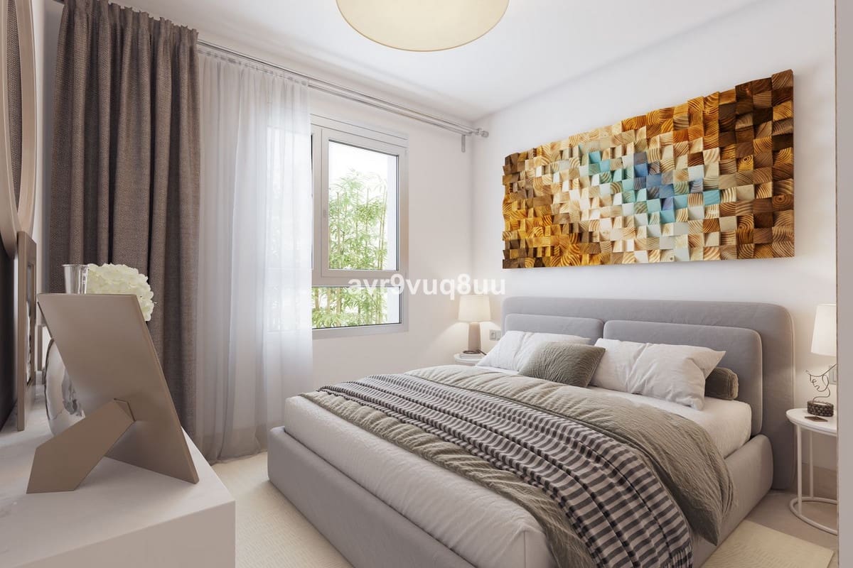 2 bedroom Apartment for sale in Mijas Costa with pool - € 393,000 (Ref: 9181705)