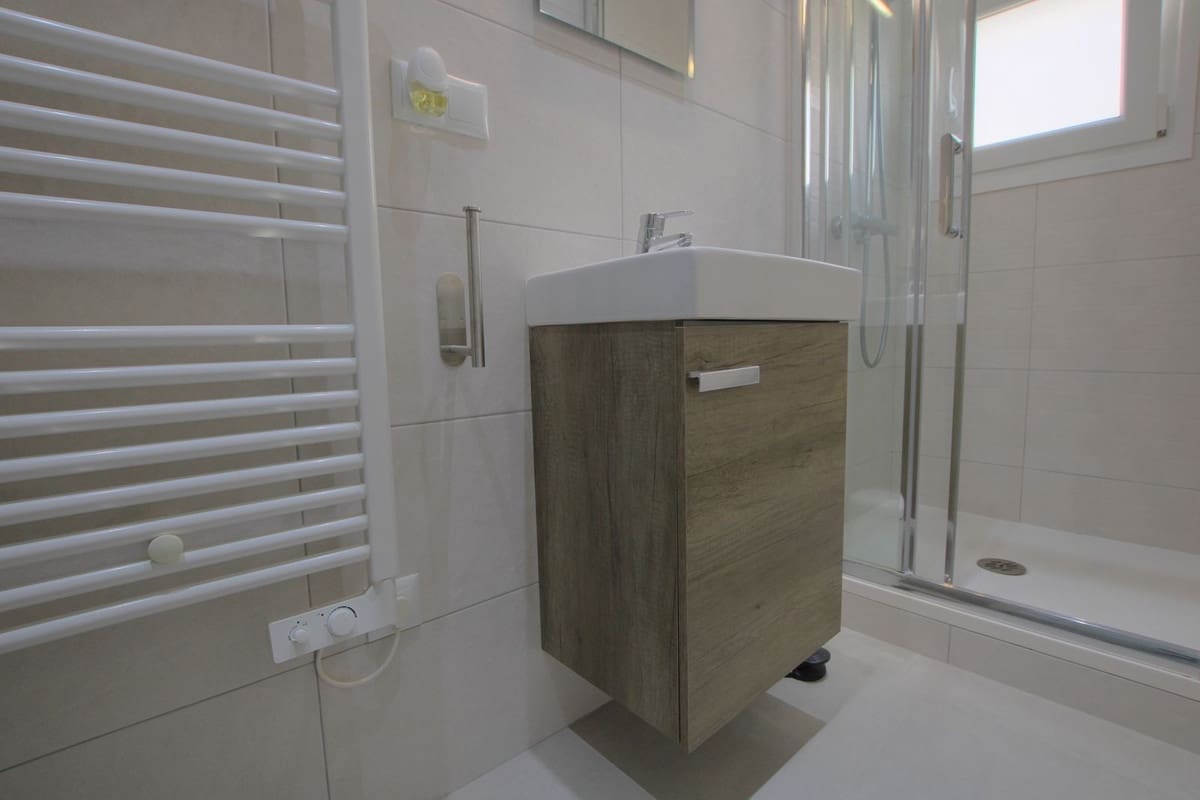 Apartamento de 2 habitaciones en Riviera del Sol en venta con piscina - 330.000 € (Ref: 9185708)