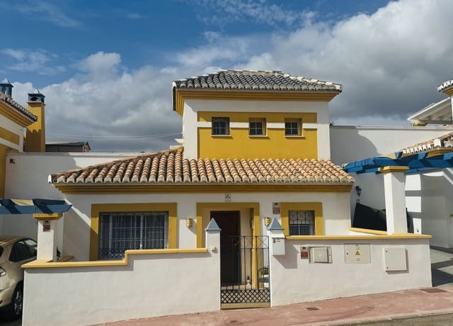 4 sypialnia Dom na sprzedaż w Calahonda, Mijas z basenem garażem - 699 950 € (Ref: 9188928)