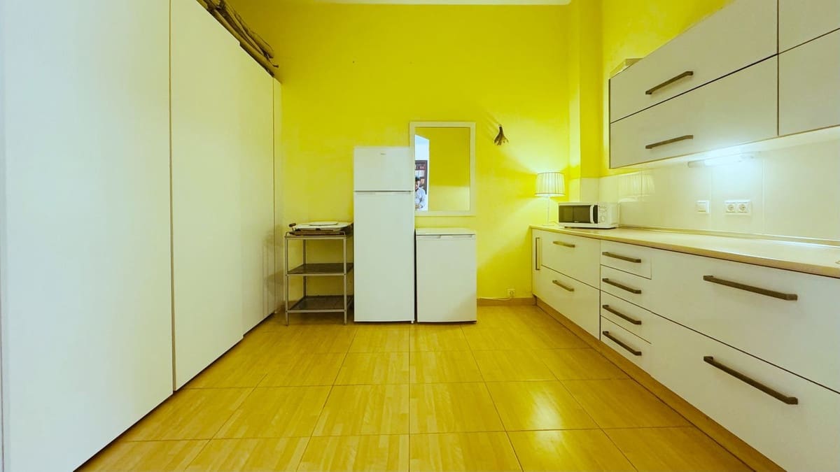 4 bedroom Townhouse for sale in Calahonda with pool garage - € 699,950 (Ref: 9188928)