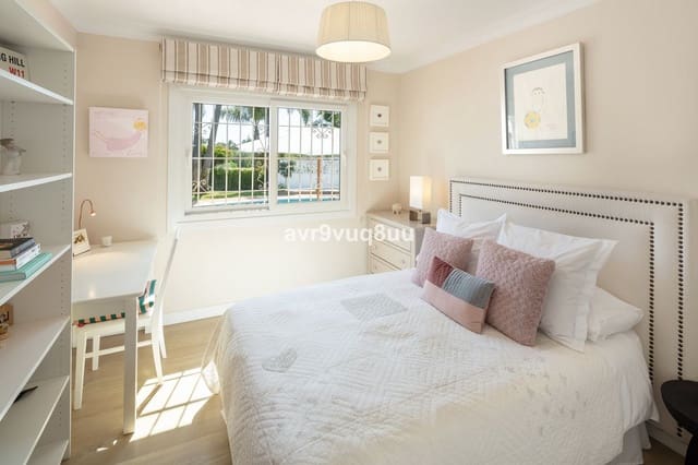 5 camera da letto Villa in vendita in El Rosario, Marbella con piscina garage - 1.795.000 € (Rif: 9205569)
