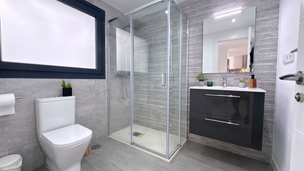 Casa de 4 habitaciones en La Mairena en venta con piscina garaje - 649.950 € (Ref: 9229053)