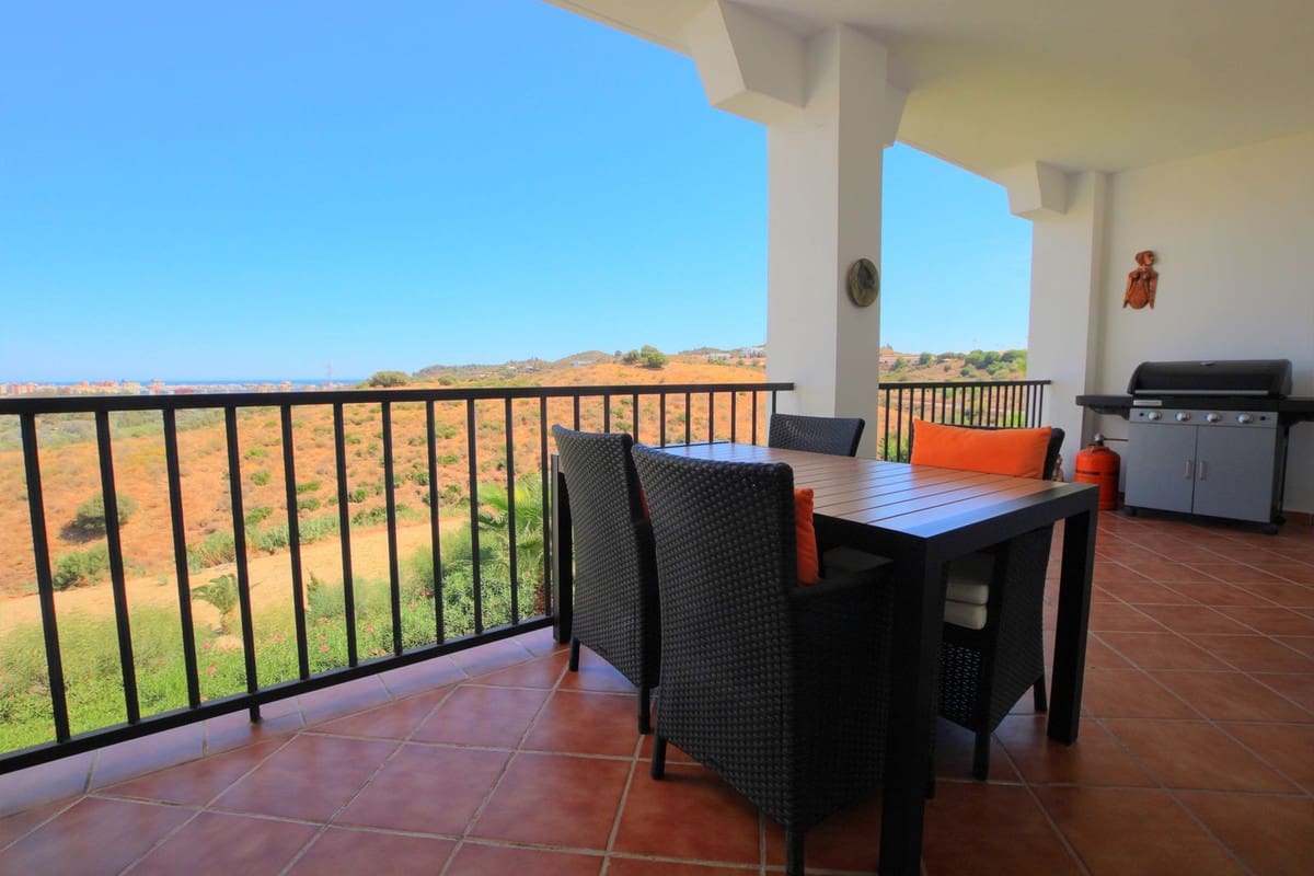 3 bedroom Penthouse for sale in Mijas Costa with pool garage - € 435,000 (Ref: 9257845)