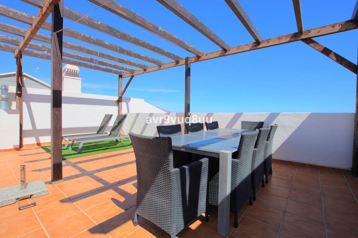 3 bedroom Penthouse for sale in Mijas Costa with pool garage - € 435,000 (Ref: 9257845)