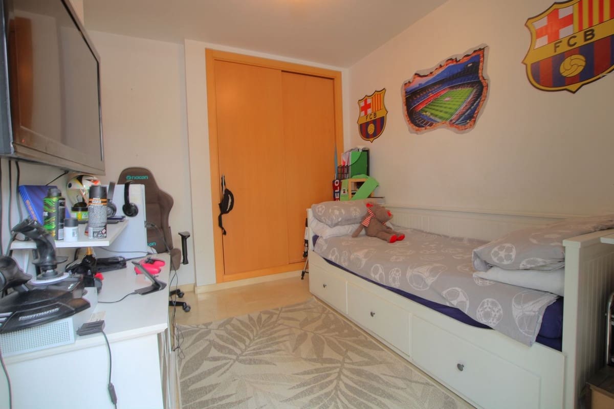 2 slaapkamer Appartement te koop in La Cala de Mijas met zwembad garage - € 375.000 (Ref: 9289767)