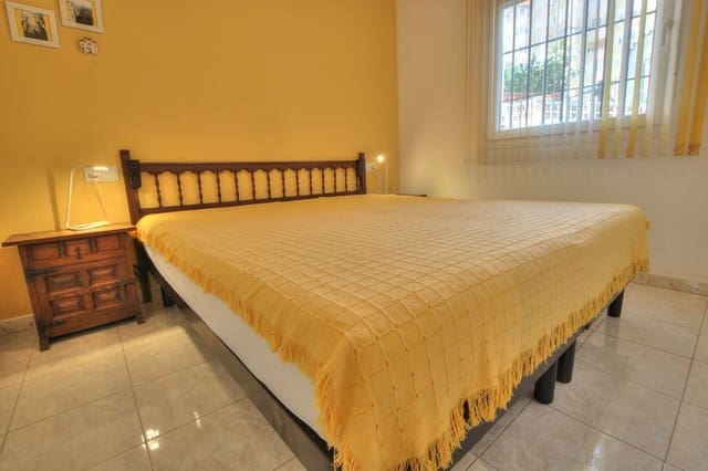 3 slaapkamer Halfvrijstaande villa te koop in La Cala de Mijas, Mijas met zwembad garage - € 495.000 (Ref: 9311976)