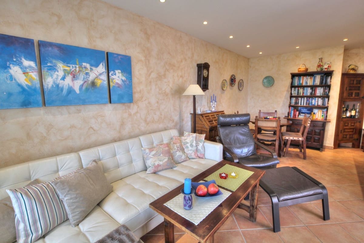 3 soveværelse Semi-Rækkehus til salg i La Cala de Mijas med swimmingpool garage - € 495.000 (Ref: 9311976)