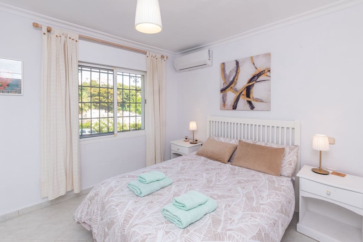 3 soveværelse Lejlighed til salg i Malaga by med swimmingpool garage - € 325.000 (Ref: 9319895)