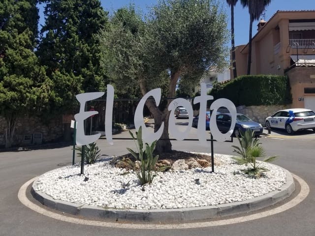 4 chambre Villa/Maison Semi-Mitoyenne à vendre à El Coto, Mijas avec garage - 375 000 € (Ref: 9341794)