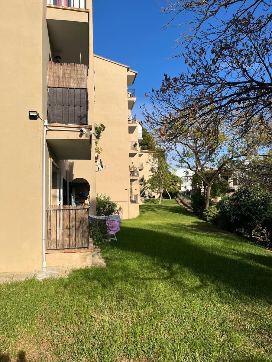 4 slaapkamer Halfvrijstaande villa te koop in El Coto met garage - € 375.000 (Ref: 9341794)