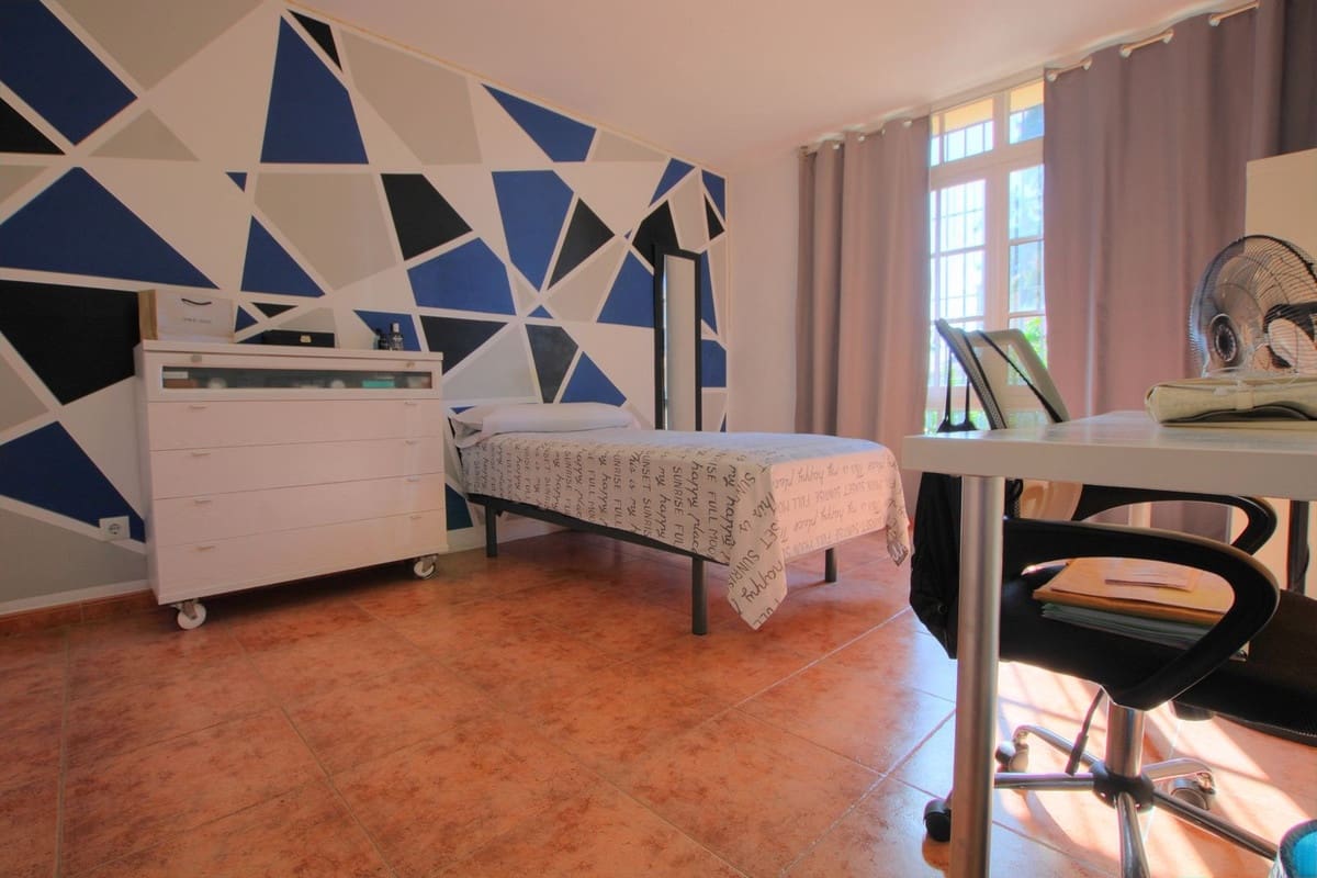 4 camera da letto Villetta Bifamiliare in vendita in El Coto con garage - 375.000 € (Rif: 9341794)