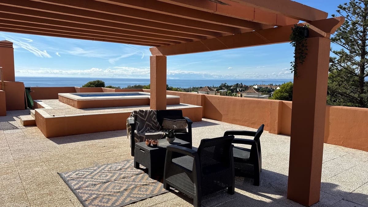 3 soverom Leilighet til salgs i Cabopino med svømmebasseng - € 675 000 (Ref: 9344182)