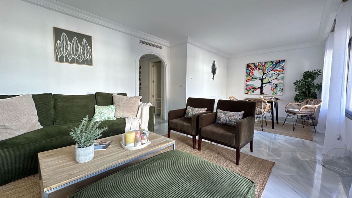 3 chambre Appartement à vendre à Cabopino avec piscine - 675 000 € (Ref: 9344182)