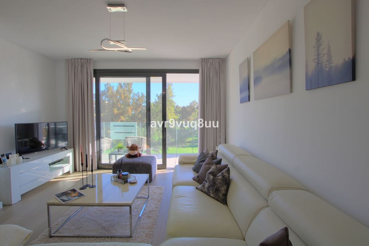 2 bedroom Apartment for sale in La Cala de Mijas with pool garage - € 495,000 (Ref: 9357792)
