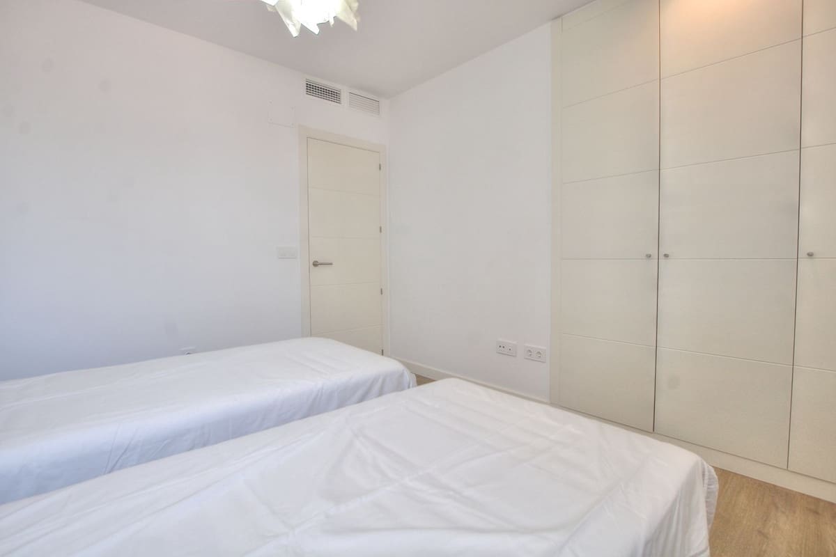 2 sypialnia Apartament na sprzedaż w La Cala de Mijas z basenem garażem - 495 000 € (Ref: 9357792)